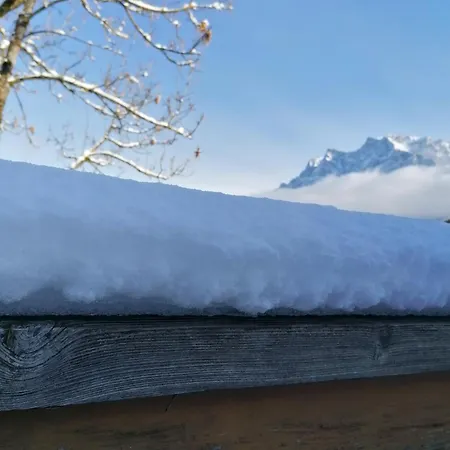 アパート Apart Leitner