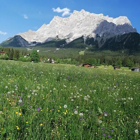 Apart Leitner アパート *