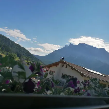 Apart Leitner Lermoos